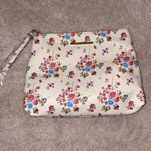 Steve Madden Cosmetic zip bag
